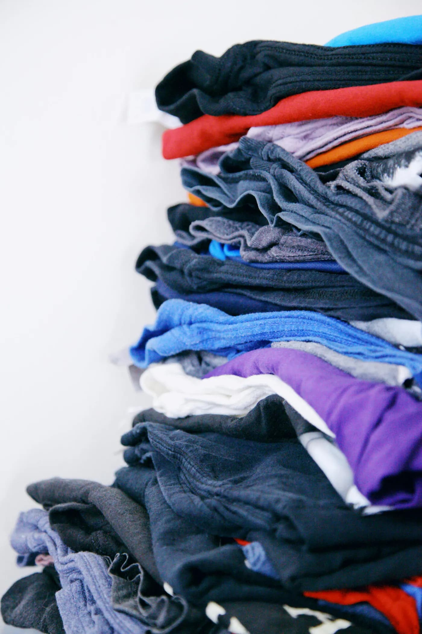 Custom Clothing Manufacturing Costs in 2026: MOQ, Sampling, and Hidden Fees Explained guide reference
